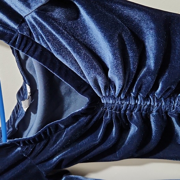 XS Dark Blue Velvety Dress - Picture 5 of 6